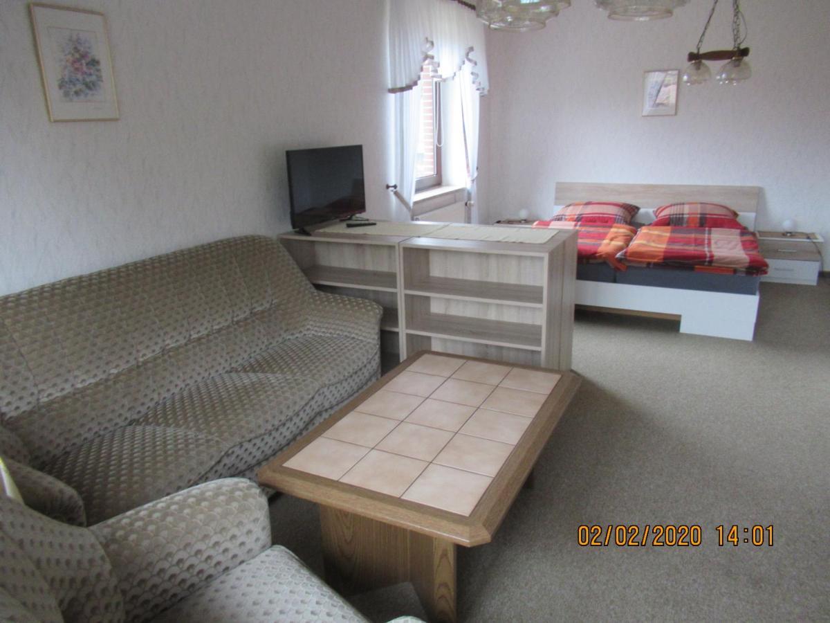 Ferienwohnung "Romaker" Jeersdorf 外观 照片